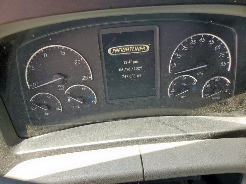 2019 FREIGHTLINER CASCADIA 126   