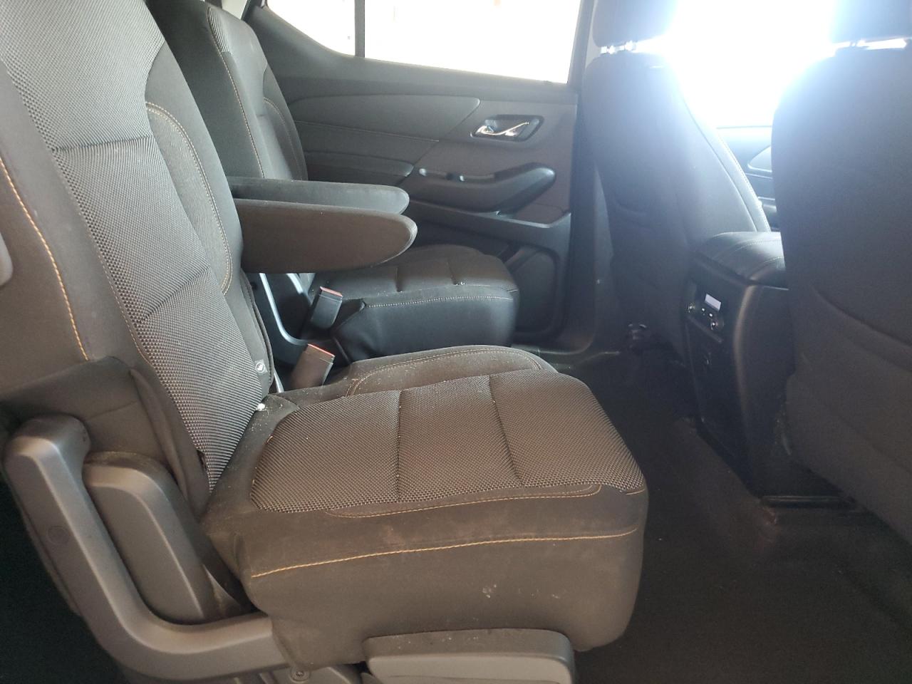 2018 Chevrolet Traverse Lt VIN: 1GNERGKW3JJ107875 Lot: 61627745