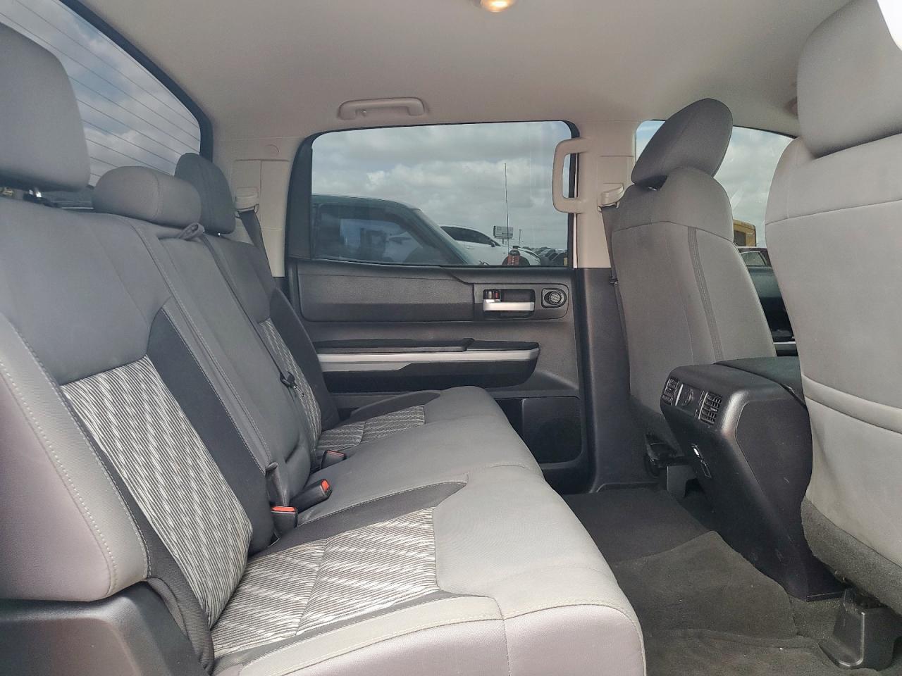TOYOTA TUNDRA 2021 VIN 5TFEY5F1XMX283077 zdjęcie 10
