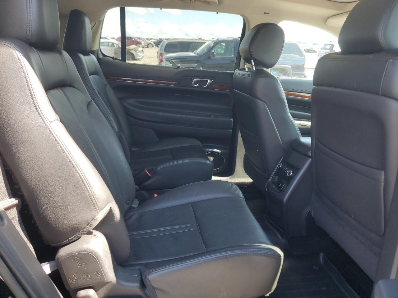 2018 Lincoln Mkt VIN: 2LMHJ5AT9JBL02151 Lot: 61742285