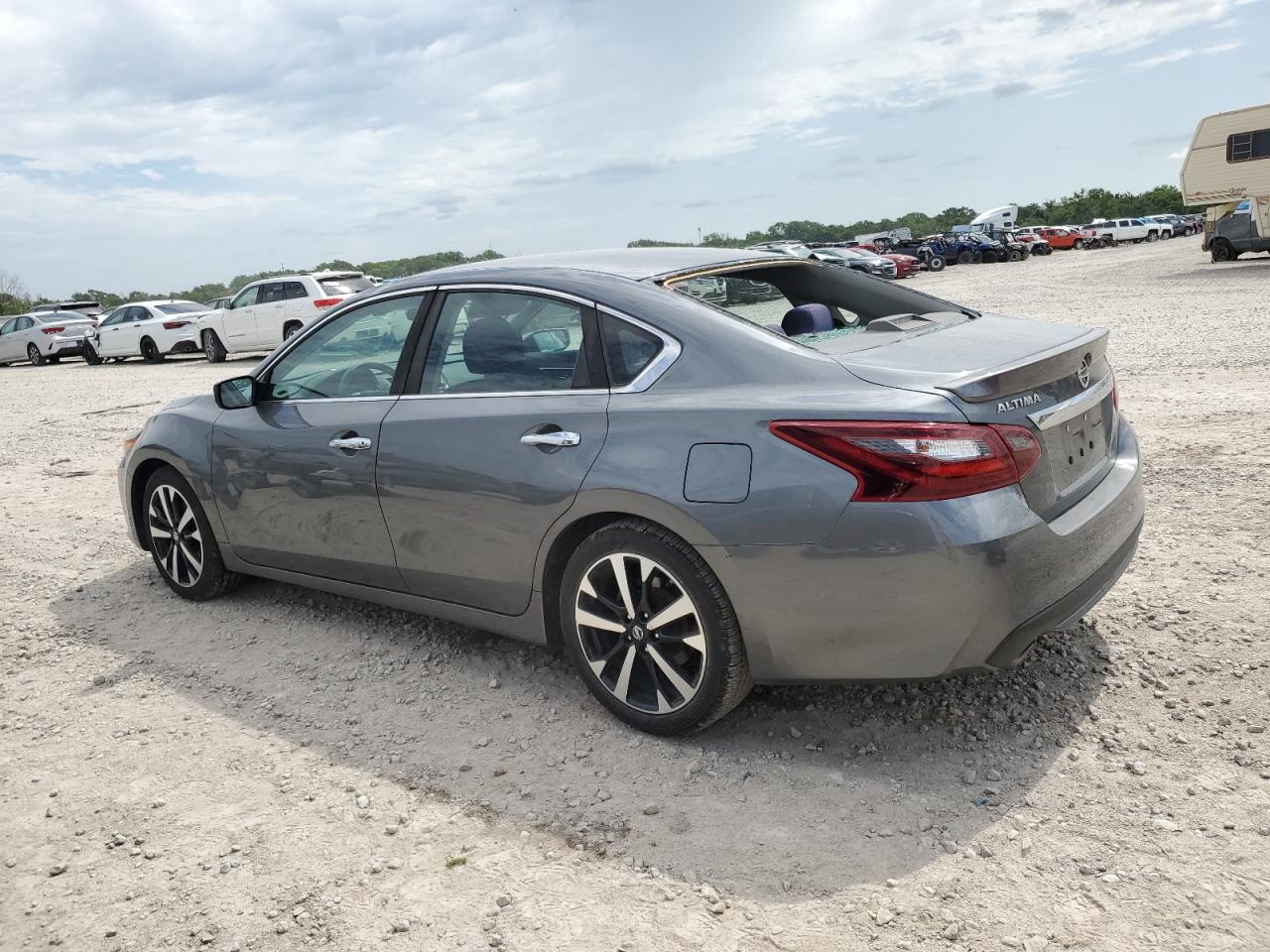 NISSAN ALTIMA 2018 VIN 1N4AL3AP2JC112605 photo 2
