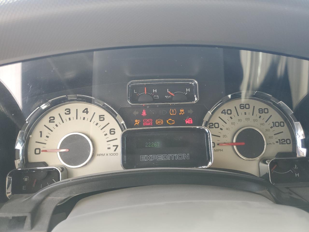 2011 Ford Expedition El Xlt VIN: 1FMJK1J54BEF18810 Lot: 61645545