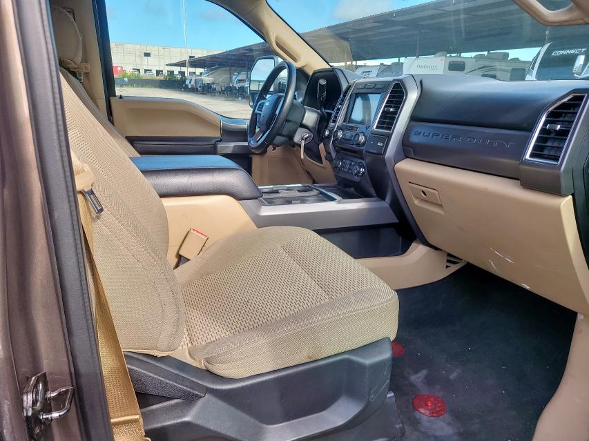 Pickups FORD F250 2017 Brązowy