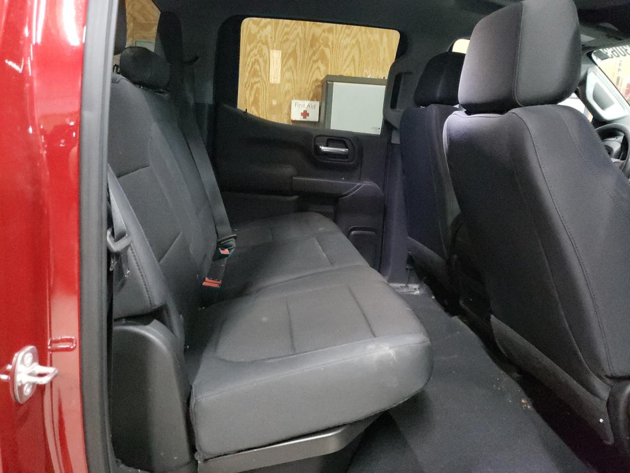 2019 Chevrolet Silverado K1500 Custom VIN: 3GCPYBEHXKG125670 Lot: 60830635