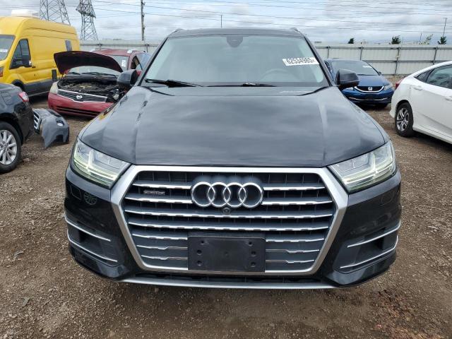  AUDI Q7 2019 Черный