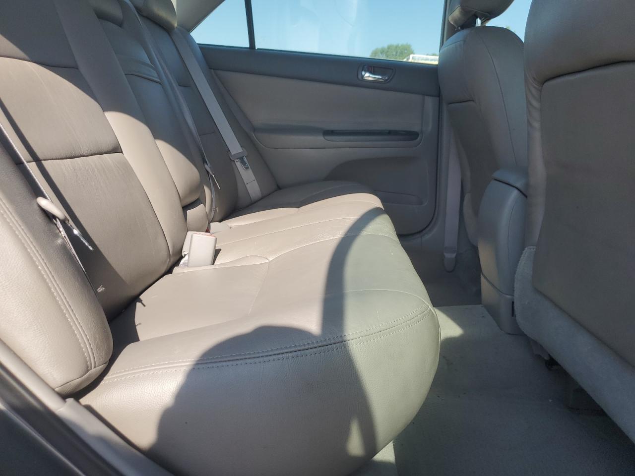 TOYOTA CAMRY 2005 VIN 4T1BE32K45U946155 фото 10
