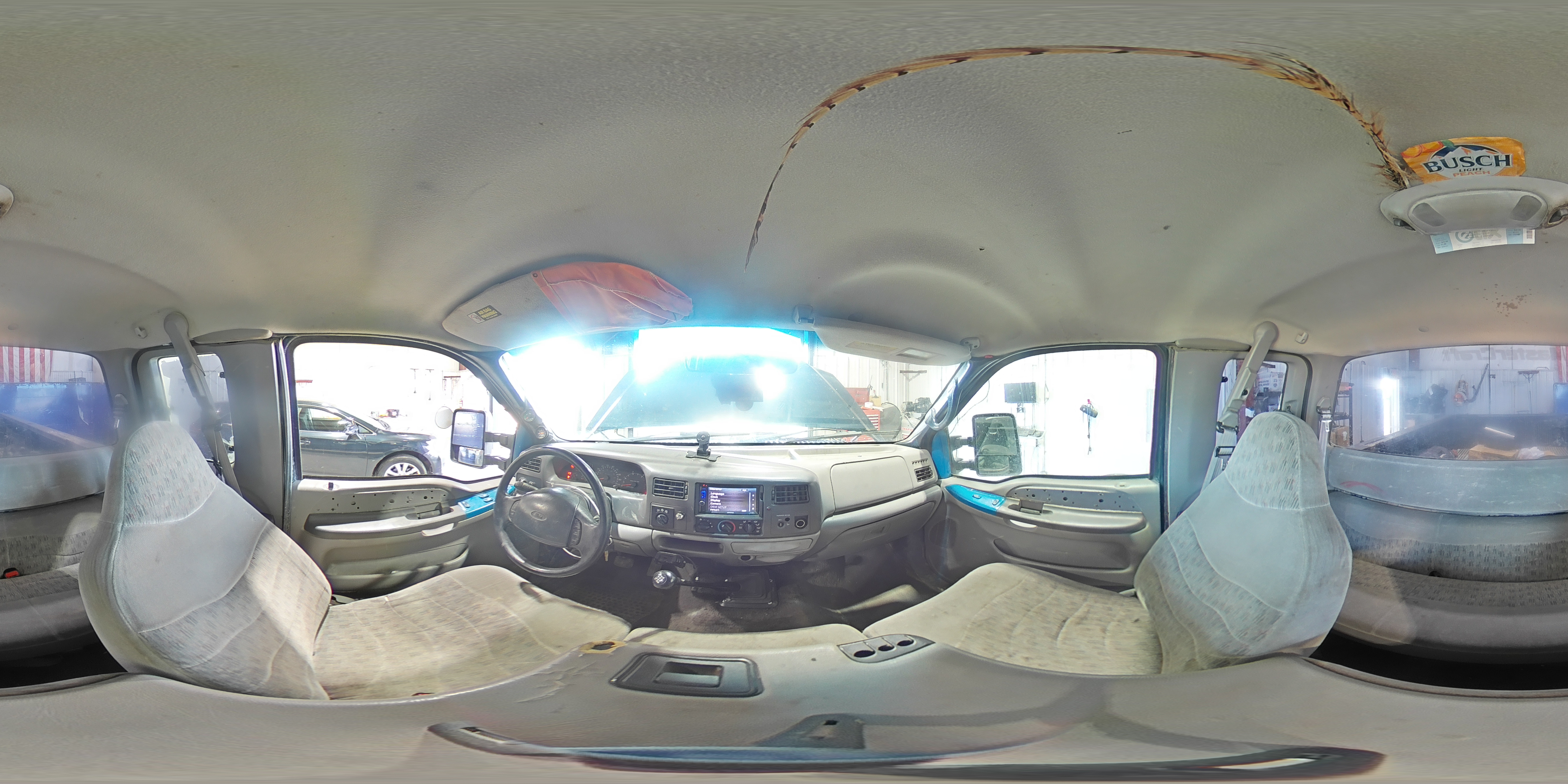 1999 Ford F250 Super Duty VIN: 1FTNX21FXXEC76618 Lot: 61021335