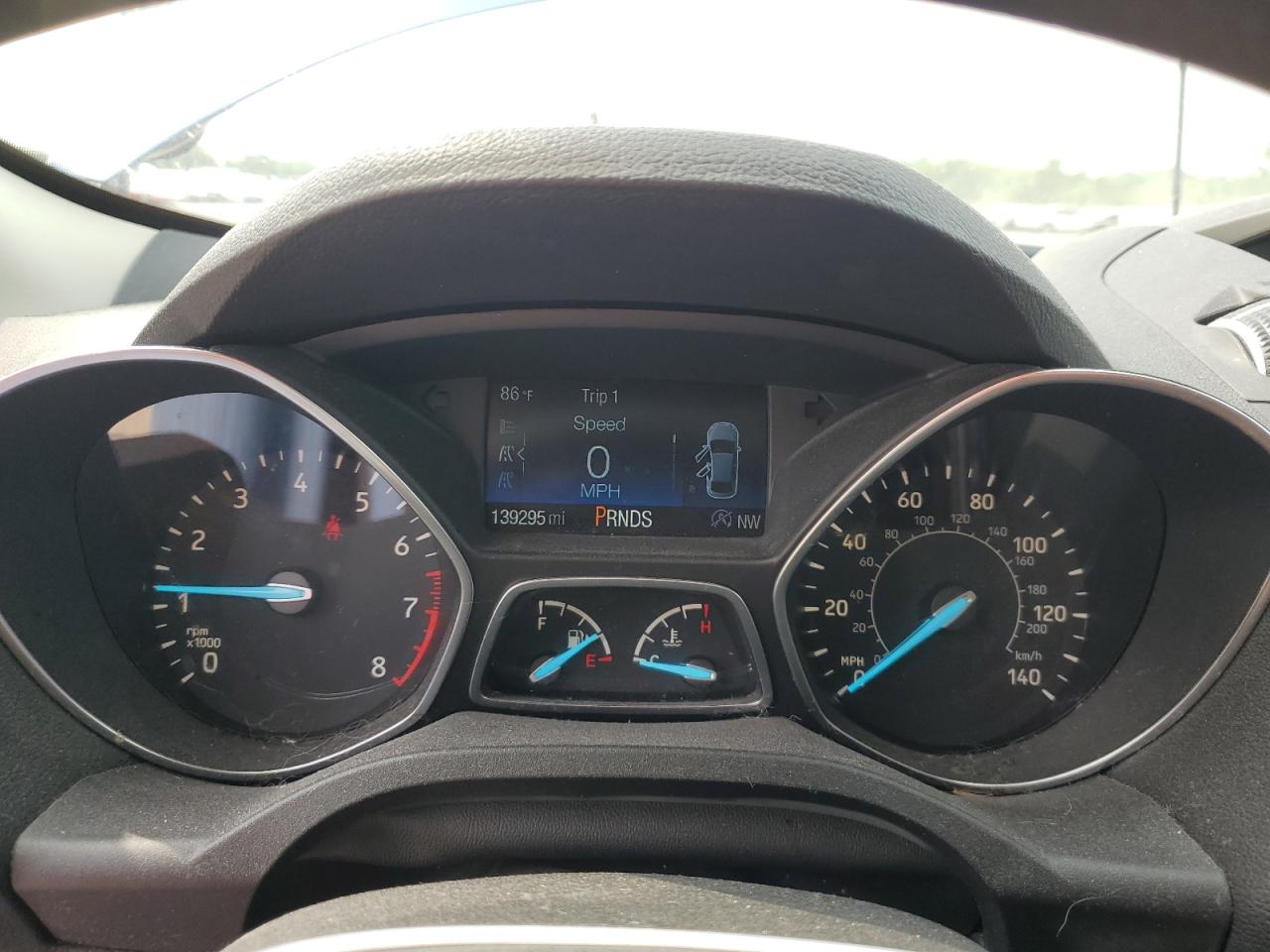 2017 Ford Escape Se VIN: 1FMCU0GD4HUE05496 Lot: 60240605