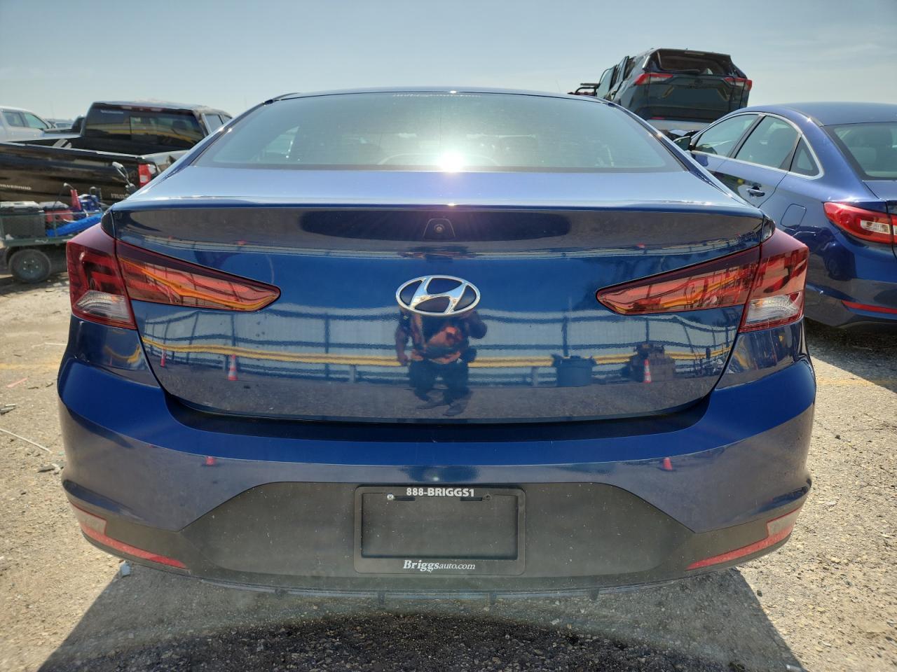 2019 Hyundai Elantra Se VIN: 5NPD74LF9KH494997 Lot: 61267805
