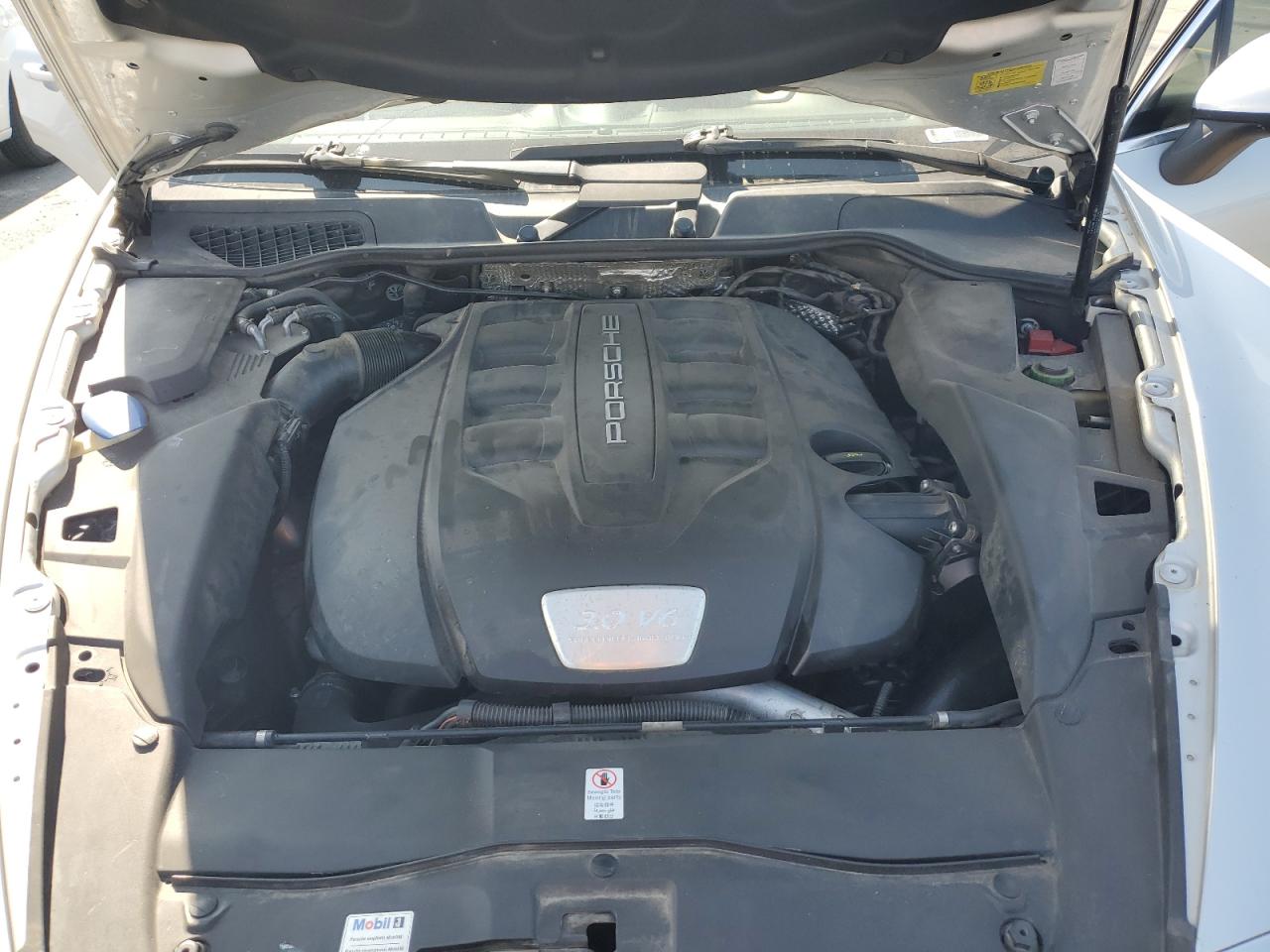 2014 Porsche Cayenne VIN: WP1AF2A28ELA31595 Lot: 61804025