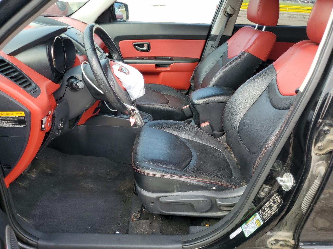 2011 Kia Soul + VIN: KNDJT2A22B7235467 Lot: 61808415