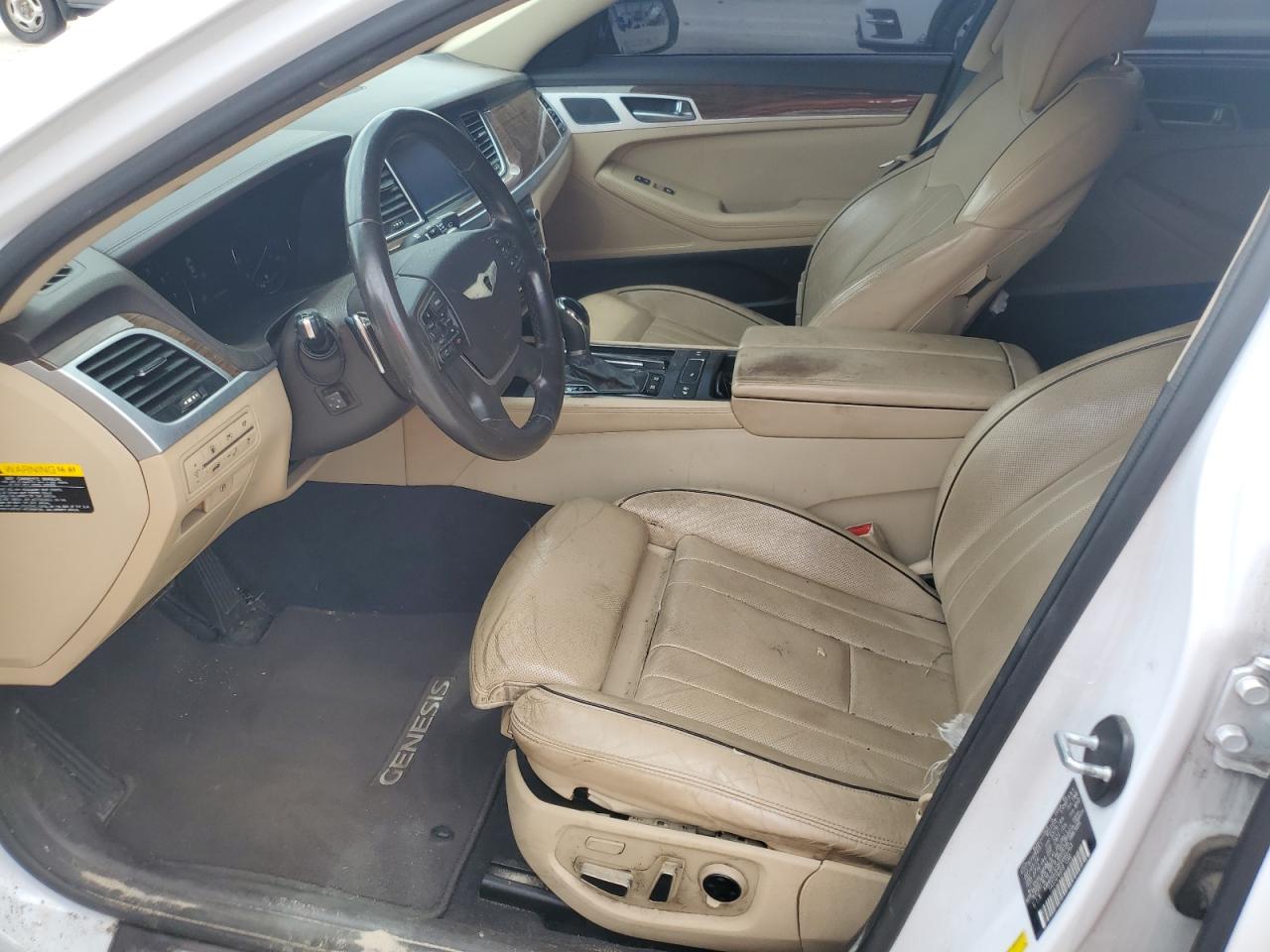 2015 Hyundai Genesis 3.8L VIN: KMHGN4JE8FU066763 Lot: 59203665