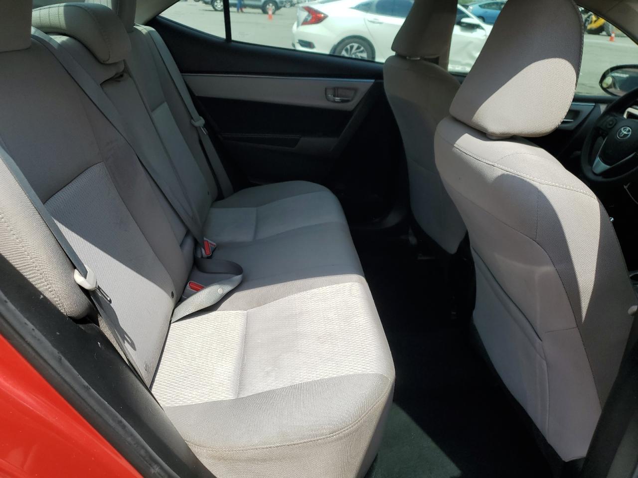 2015 Toyota Corolla L VIN: 5YFBURHE9FP247551 Lot: 62593315