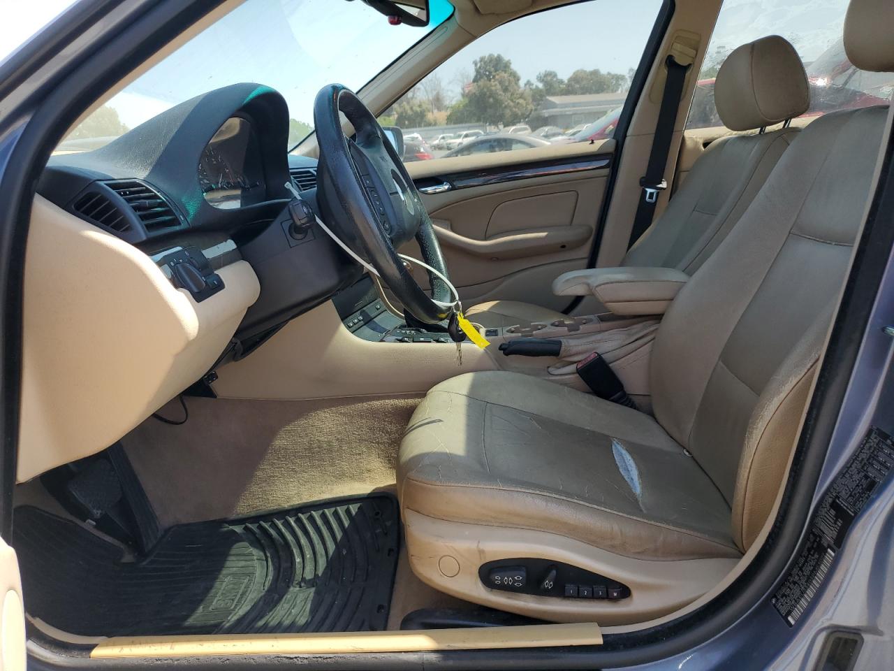 2003 BMW 325 Xi VIN: WBAEU33403PM53022 Lot: 59315105