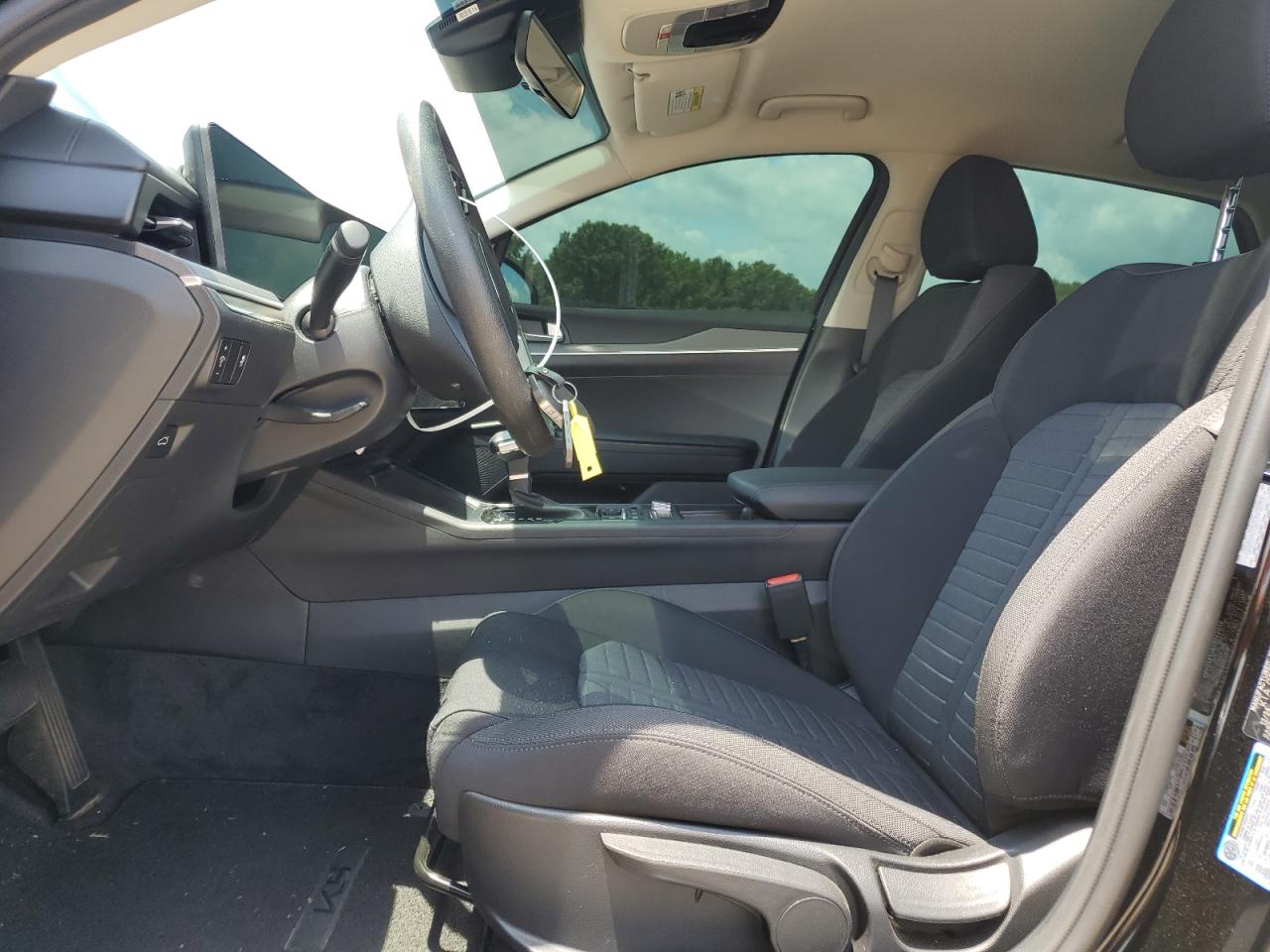 2025 Kia K5 Lxs VIN: KNAG24J78S5345825 Lot: 60994765