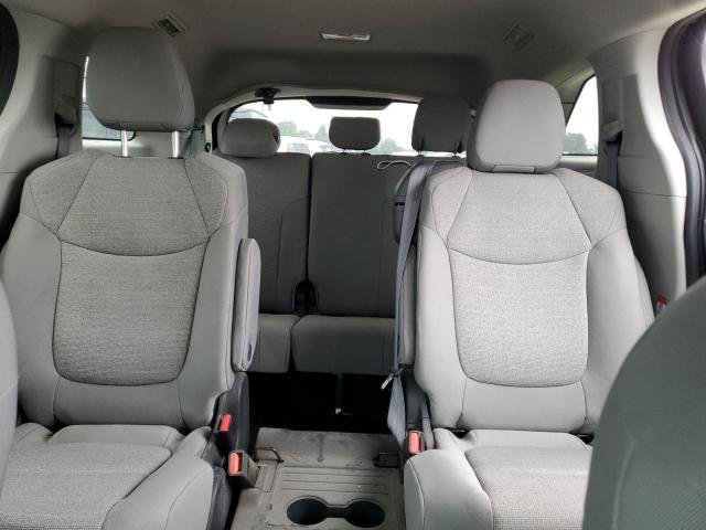 2024 TOYOTA SIENNA LE  