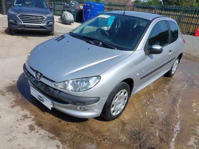 2004 PEUGEOT 206 ZEST for sale at Copart COLCHESTER