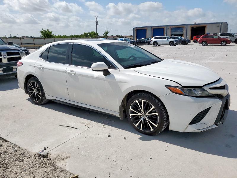  TOYOTA CAMRY 2020 Белы