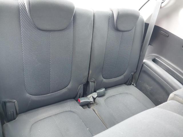 2011 KIA CARENS 2 C