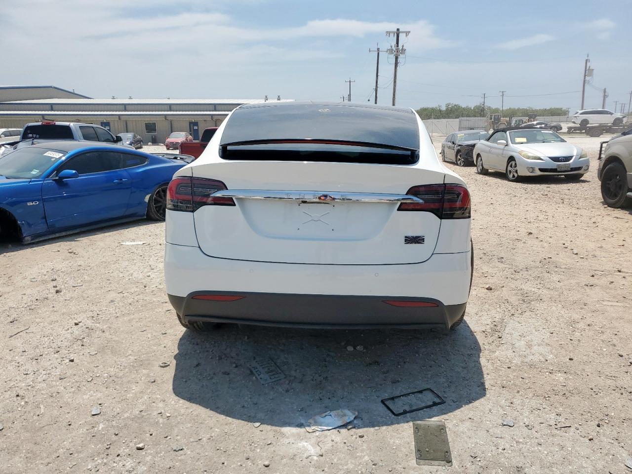 2019 Tesla Model X VIN: 5YJXCDE4XKF196848 Lot: 60069745