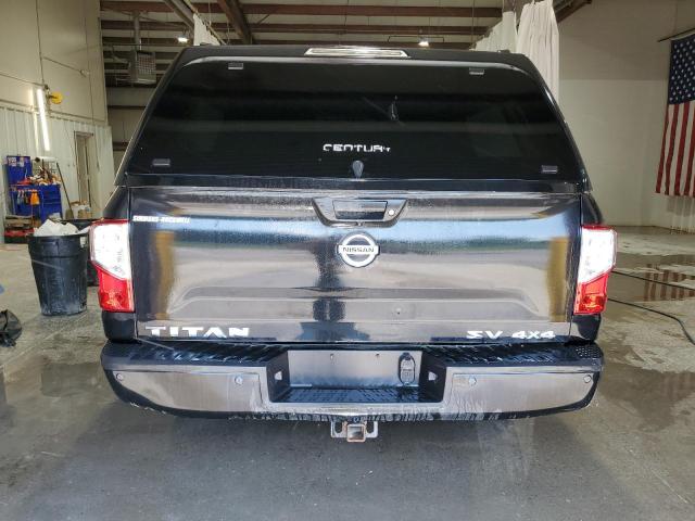 NISSAN TITAN 2018 Синій