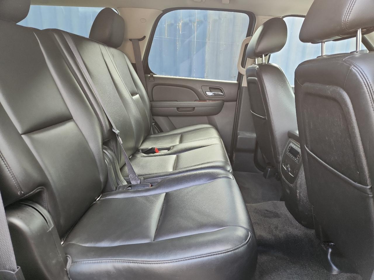 2010 Chevrolet Tahoe K1500 Lt VIN: 1GNUKBE08AR288872 Lot: 62735745