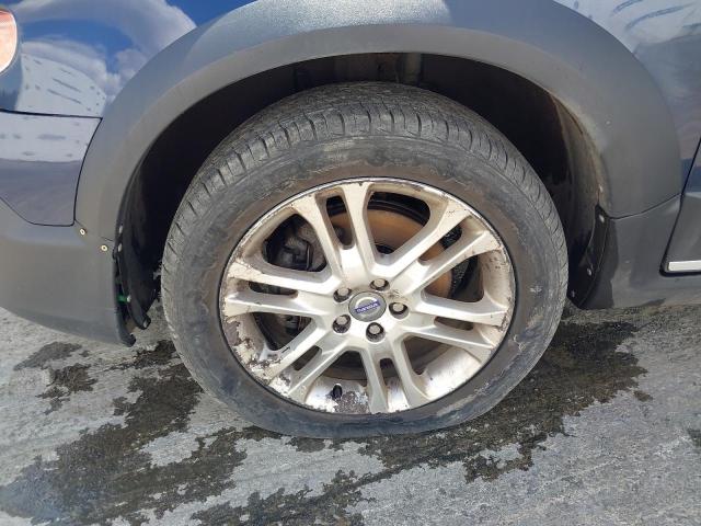 2013 VOLVO XC70 SE LU