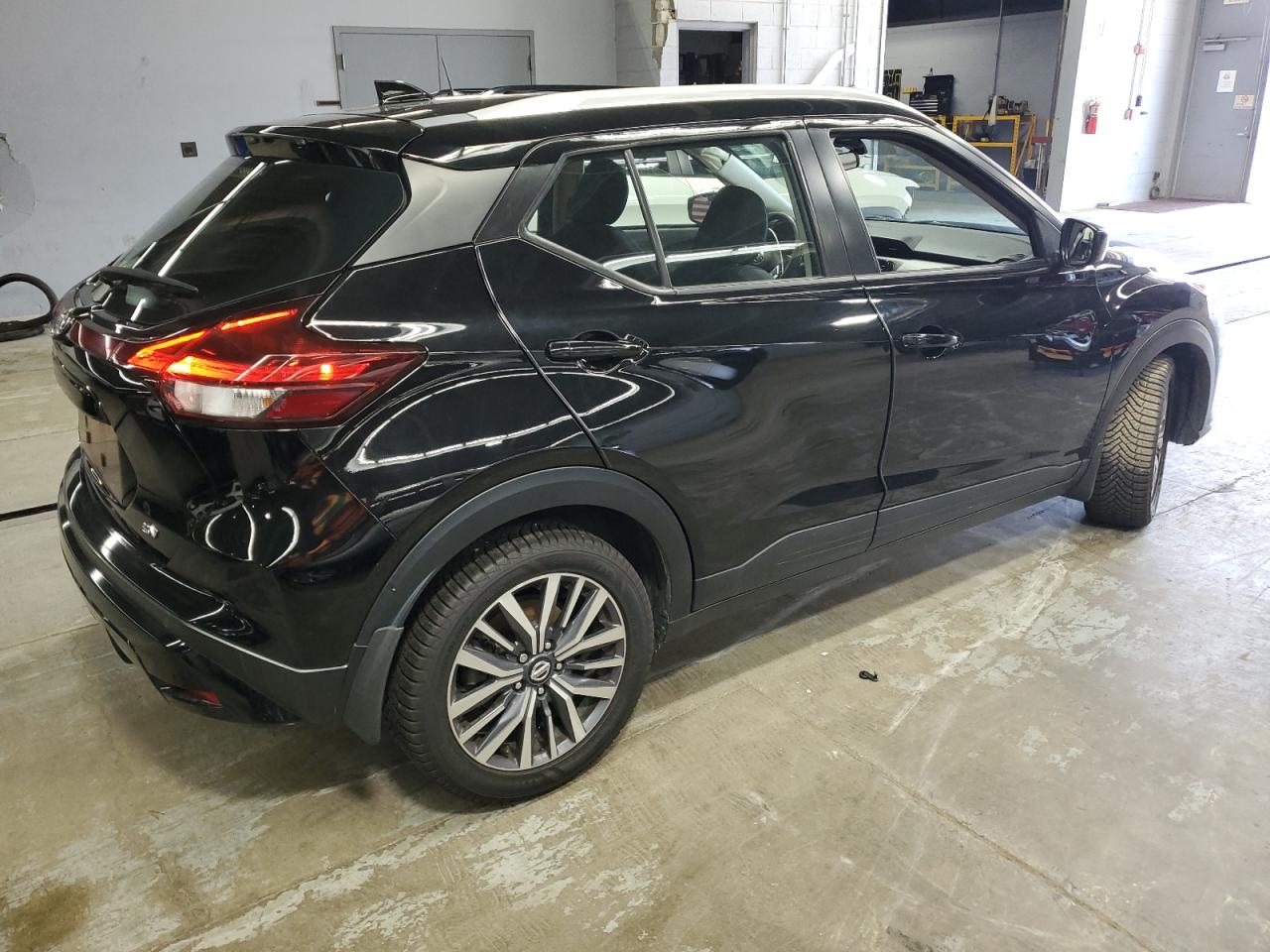NISSAN KICKS 2021 VIN 3N1CP5CV4ML485607 фото 3