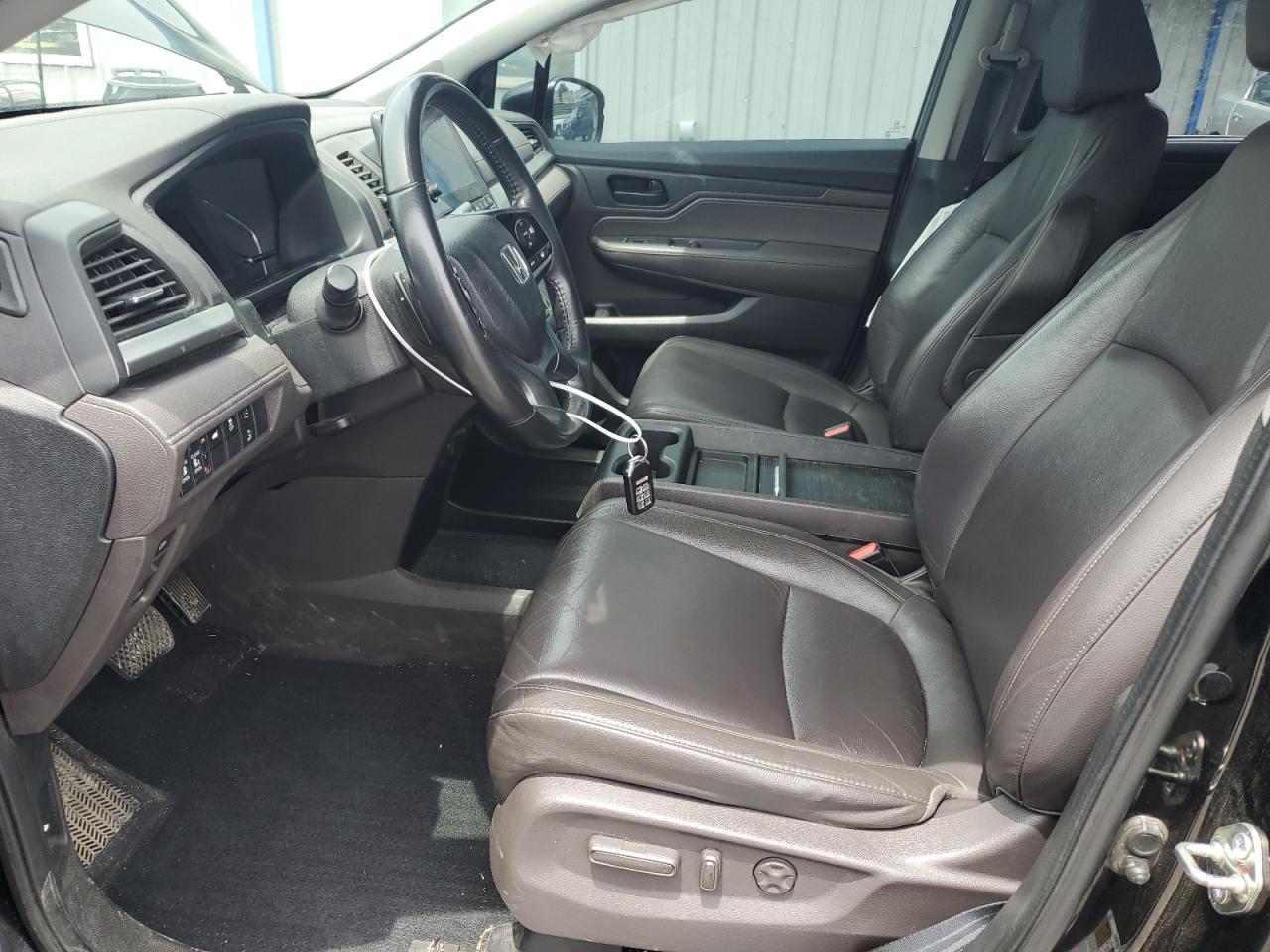VIN: 5FNRL6H70JB111346 2018 HONDA All Models