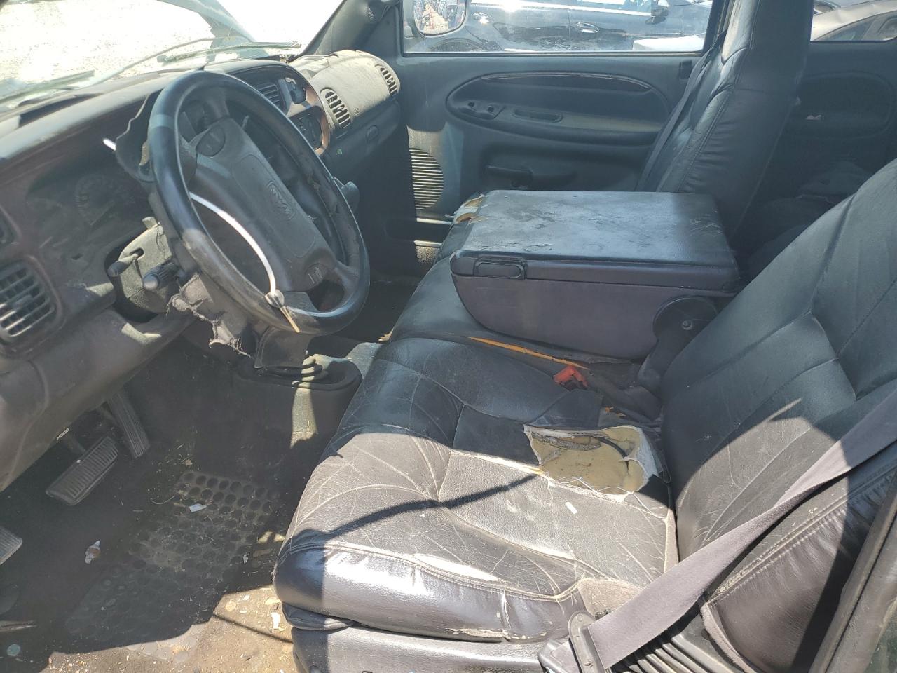 2000 Dodge Ram 1500 VIN: 1B7HF13Z5YJ168093 Lot: 62377615