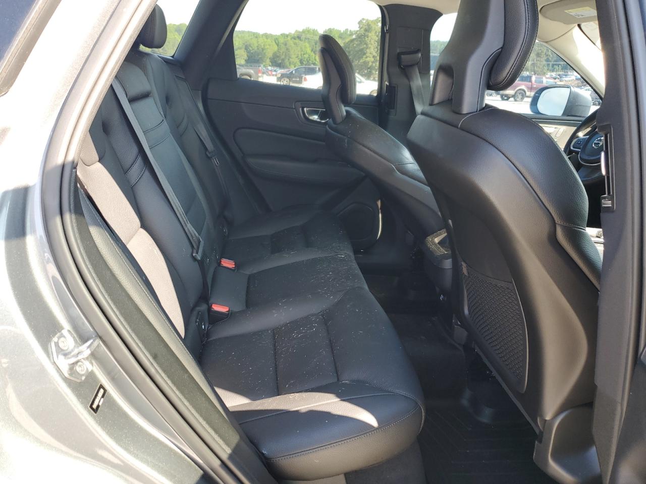 2018 Volvo Xc60 T5 Momentum VIN: YV4102RK9J1035391 Lot: 62357195