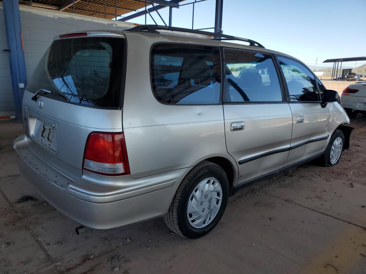 1998 Honda Odyssey Lx beige null gas JHMRA3847WC003593 photo #4