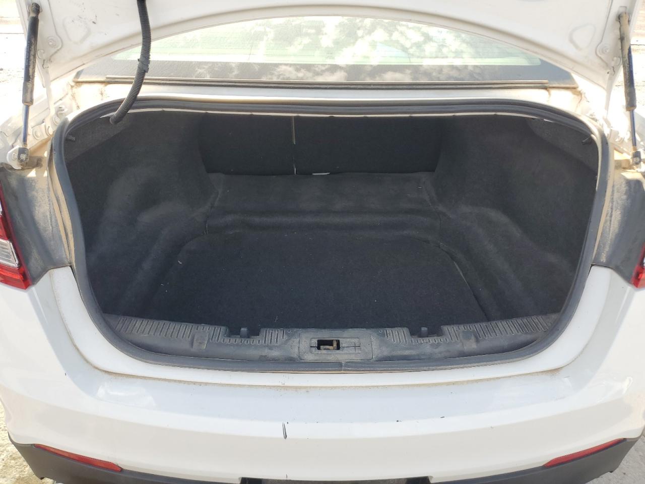 FORD TAURUS 2019 VIN 1FAHP2D82KG112972 zdjęcie 10