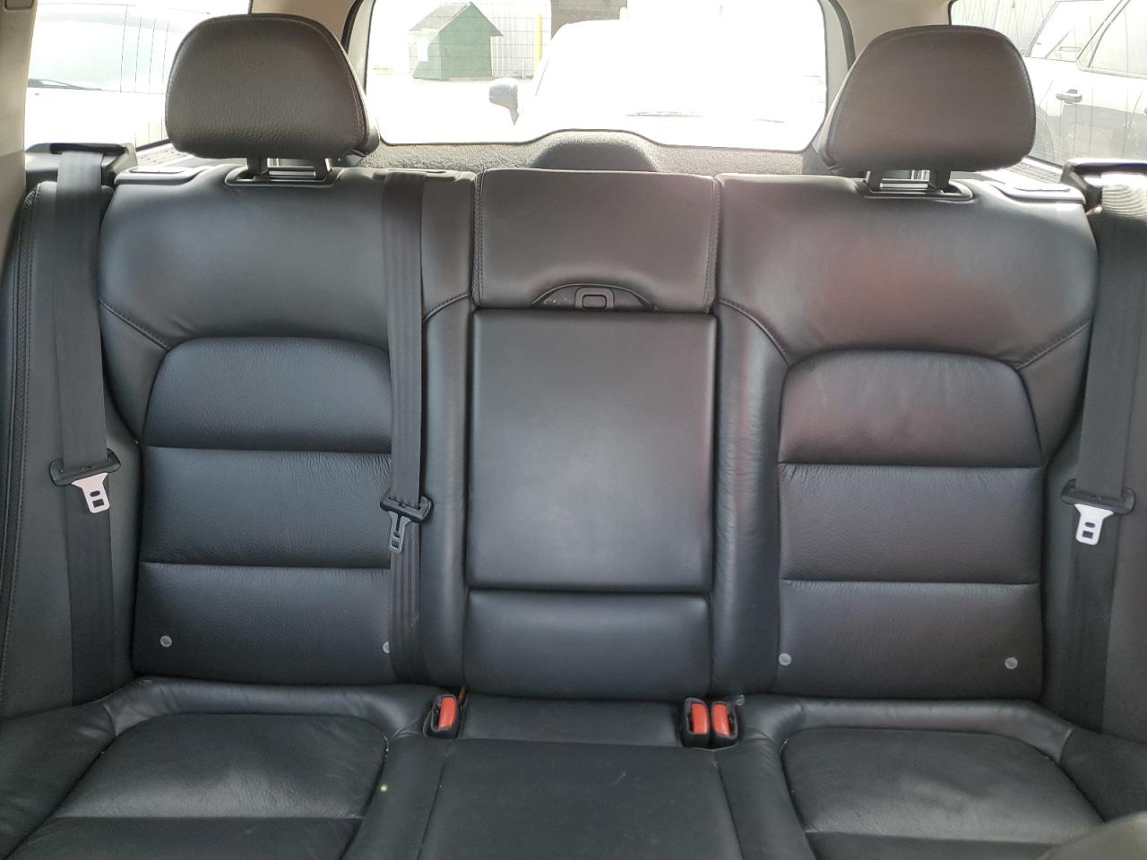 2011 Volvo Xc70 3.2 VIN: YV4952BZ2B1108095 Lot: 62355855