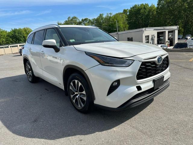  TOYOTA HIGHLANDER 2021 White