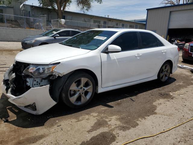 TOYOTA CAMRY 2013 Biały