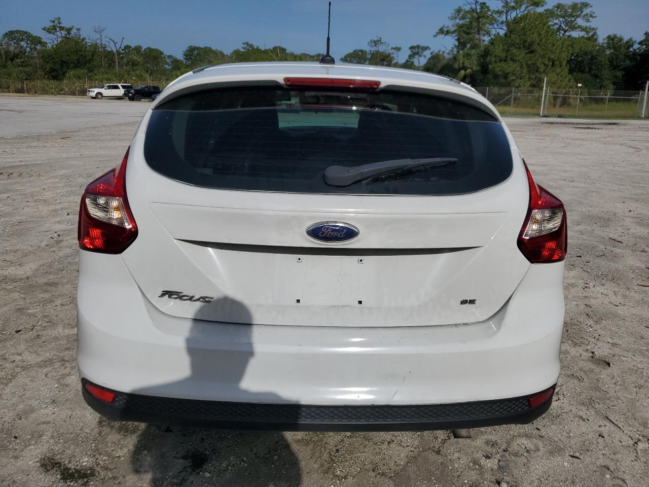 2013 Ford Focus Se VIN: 1FADP3K28DL353285 Lot: 62822625
