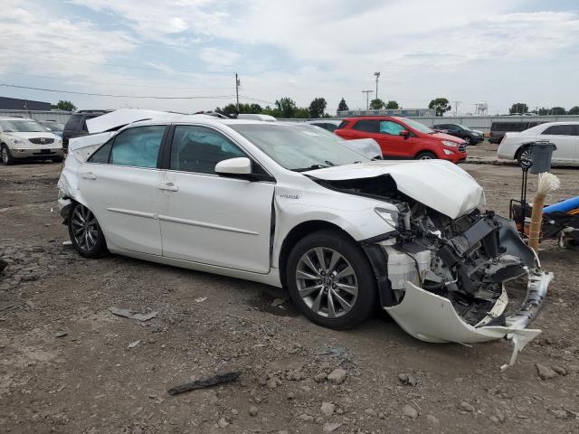  TOYOTA CAMRY 2017 White