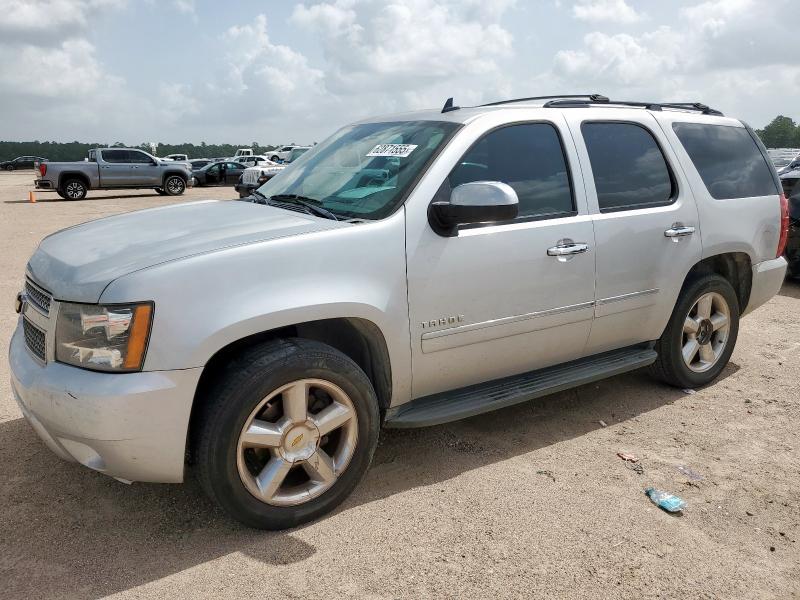 Parquets CHEVROLET TAHOE 2013 Srebrny