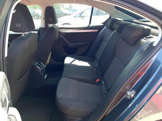 2015 SKODA OCTAVIA SE