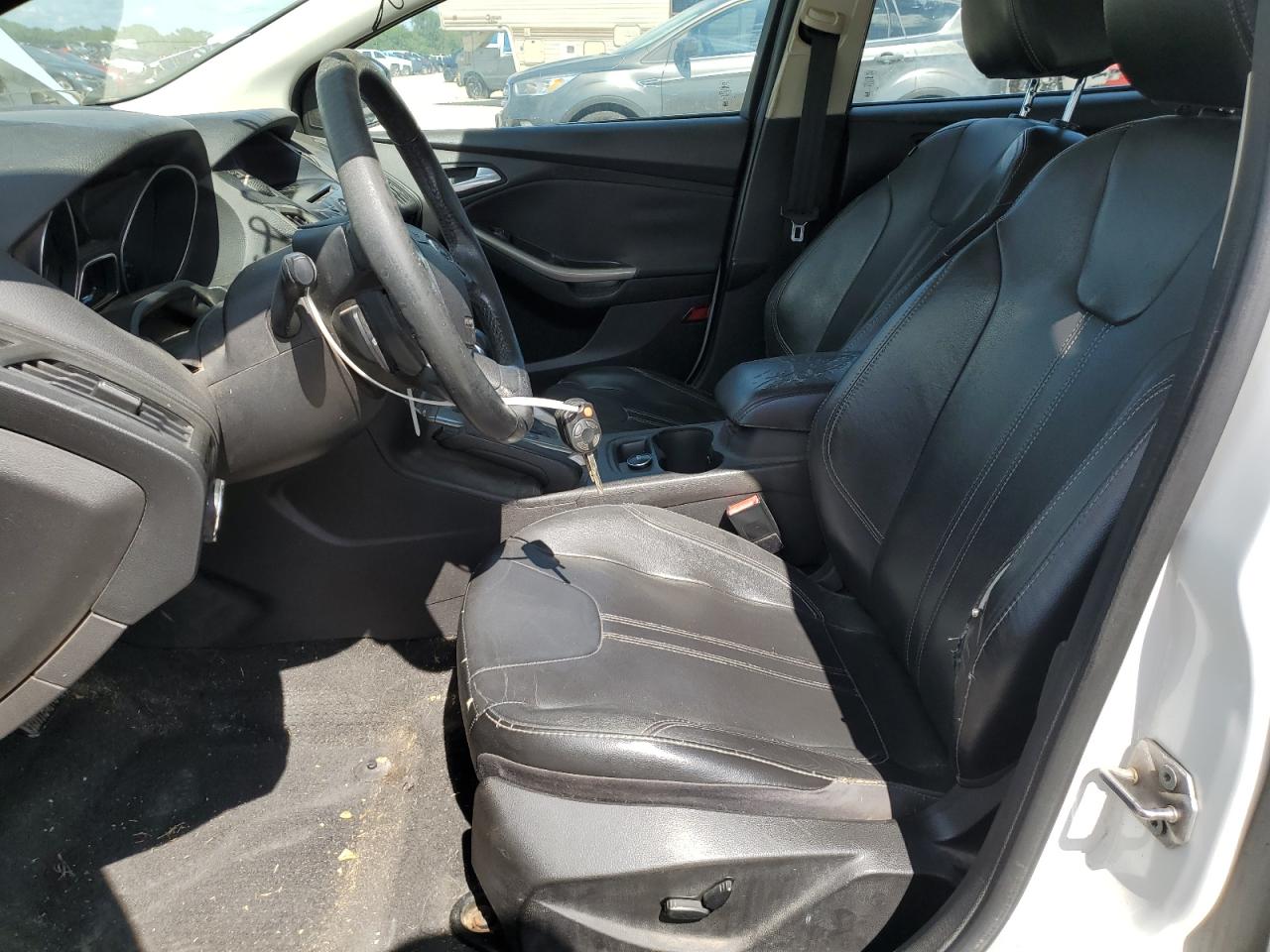 2012 Ford Focus Sel VIN: 1FAHP3H26CL393467 Lot: 62902365