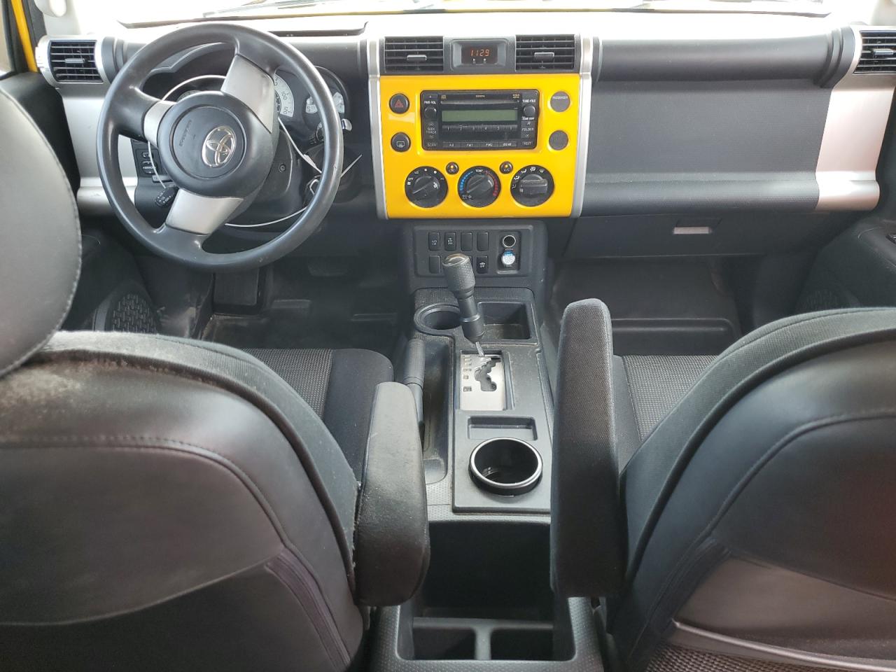 2007 Toyota Fj Cruiser VIN: JTEZU11F870002377 Lot: 61998145