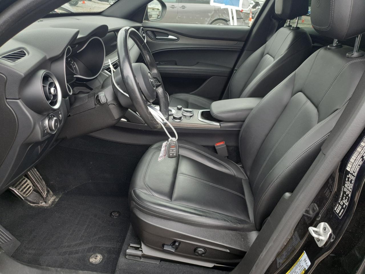 2022 Alfa Romeo Stelvio Ti VIN: ZASPAKBN1N7D38304 Lot: 61393005