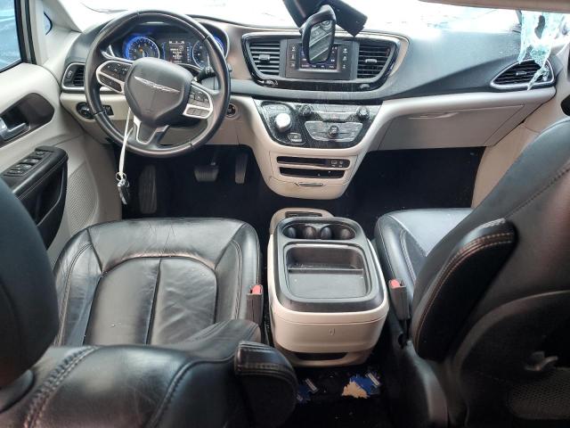  CHRYSLER PACIFICA 2017 Srebrny