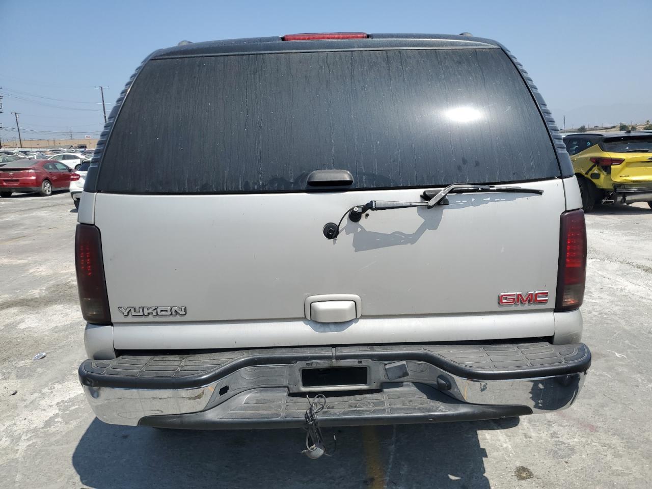2005 GMC Yukon VIN: 1GKEC13V35R252973 Lot: 62532825