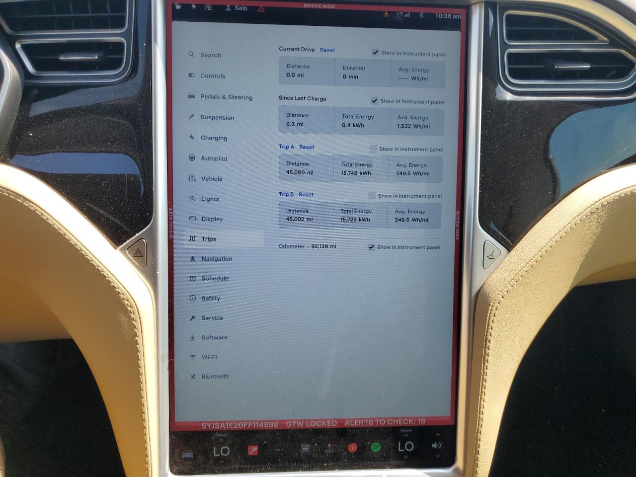 2015 Tesla Model S VIN: 5YJSA1E20FF114998 Lot: 61164645