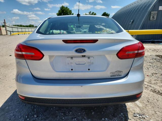  FORD FOCUS 2016 Серебристый