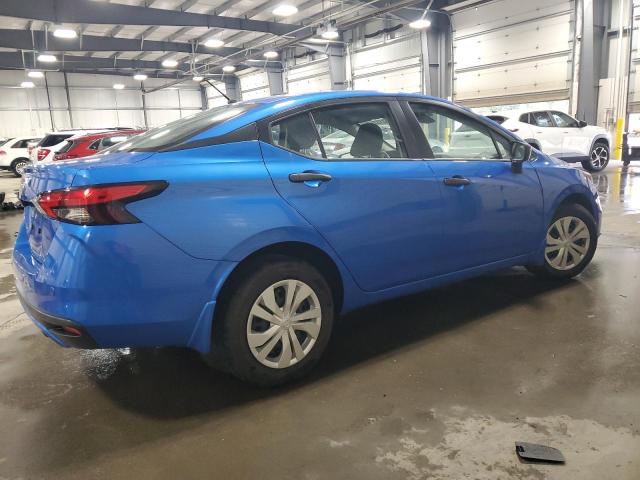  NISSAN VERSA 2022 Синий