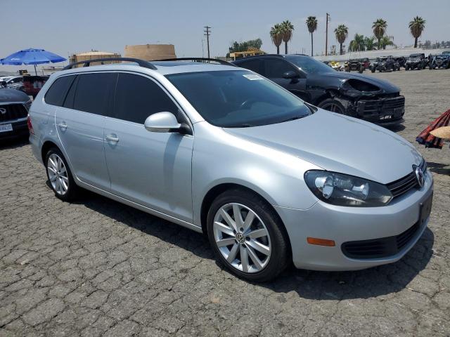 Crossovers VOLKSWAGEN JETTA 2012 Srebrny