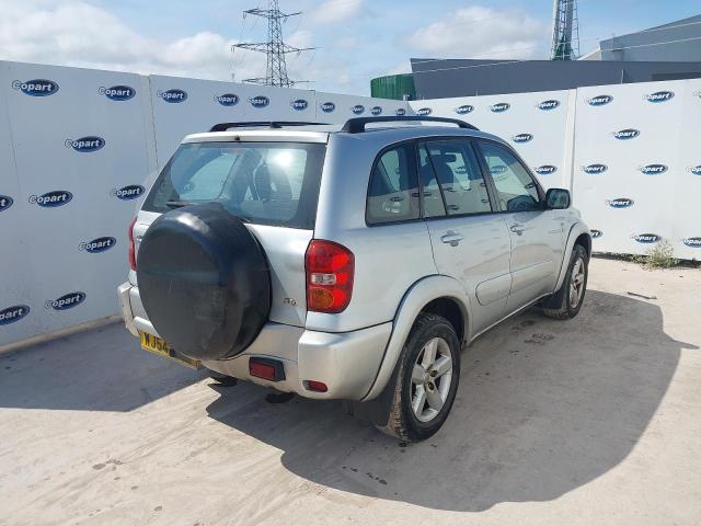 2004 TOYOTA RAV4 XT3 D
